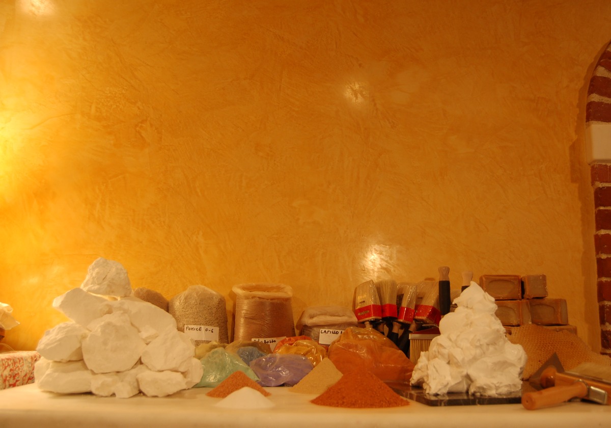 Fine plaster finishes